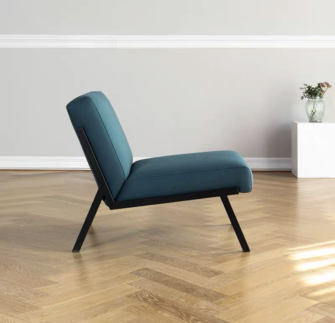 Living Room Furniture Chair Comfortable with Metal Legs New Design Modern Living Room Soft Leisure Chair